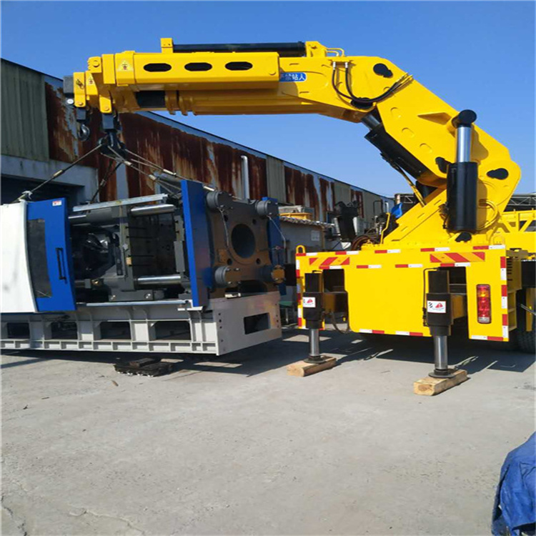 沙市 大吨位折臂吊出租费用解析：一小时租赁多少钱